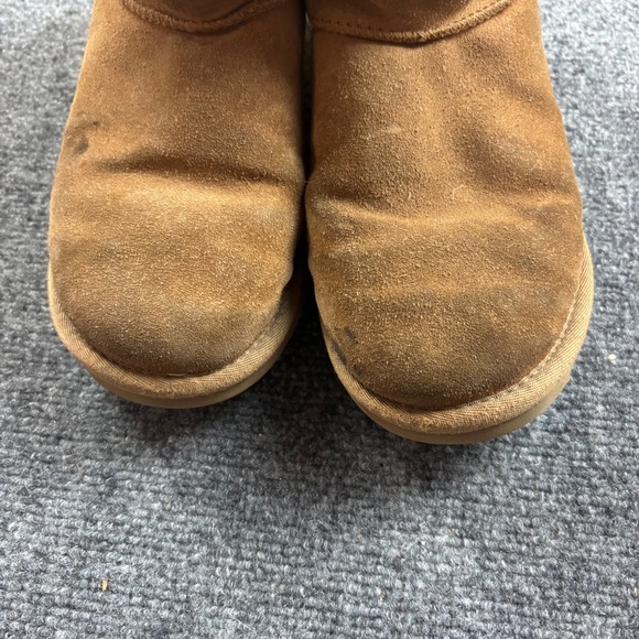 UGG Women’s Adria Short/Ankle Chestnut Brown Suede Boots size: 9 - Picture 5 of 10